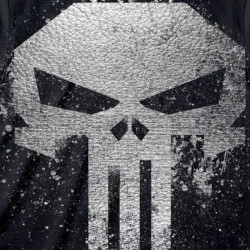 Punisher T-Shirt – Marvel Skull Schwarzes Unisex Shirt mit Metallic-Print